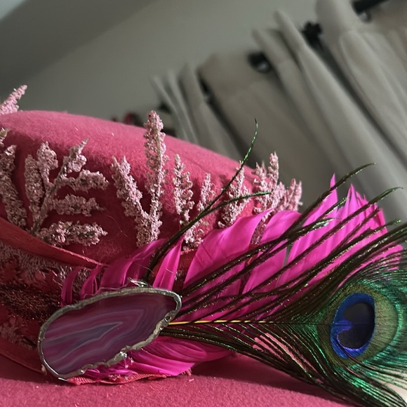 Hot pink large brim hat with agate crystal, and Peacock Feather. - Picture 3 of 3